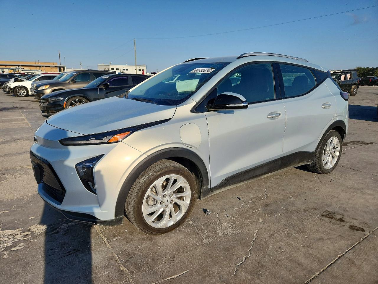 2023 CHEVROLET BOLT LT — Front 3/4