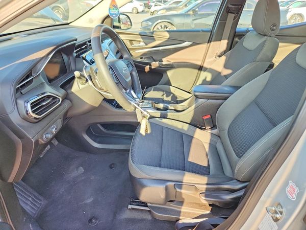 2023 CHEVROLET BOLT LT — DENT