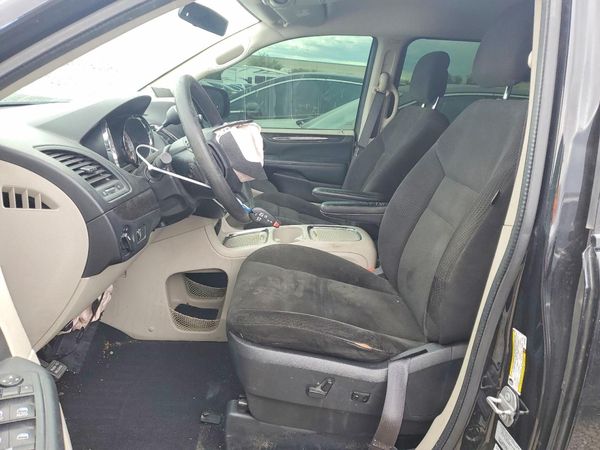 2016 DODGE CARAVAN SXT — DENT