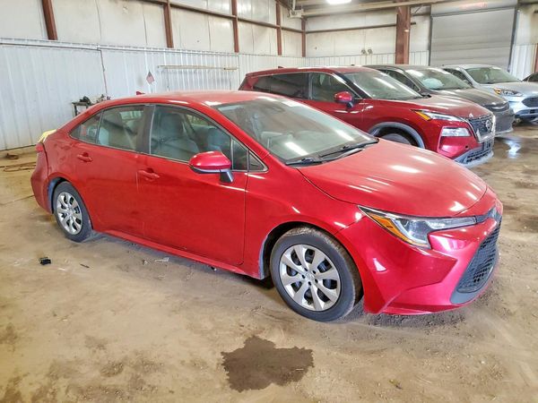 2020 TOYOTA COROLLA LE — Passenger 3/4