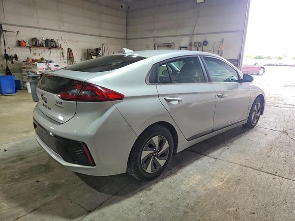 2018 HYUNDAI IONIQ SEL, SEL w/Tech (HEV) — PSRA