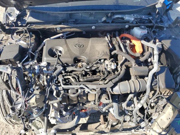 2024 TOYOTA RAV4 XLE Premium — Engine bay