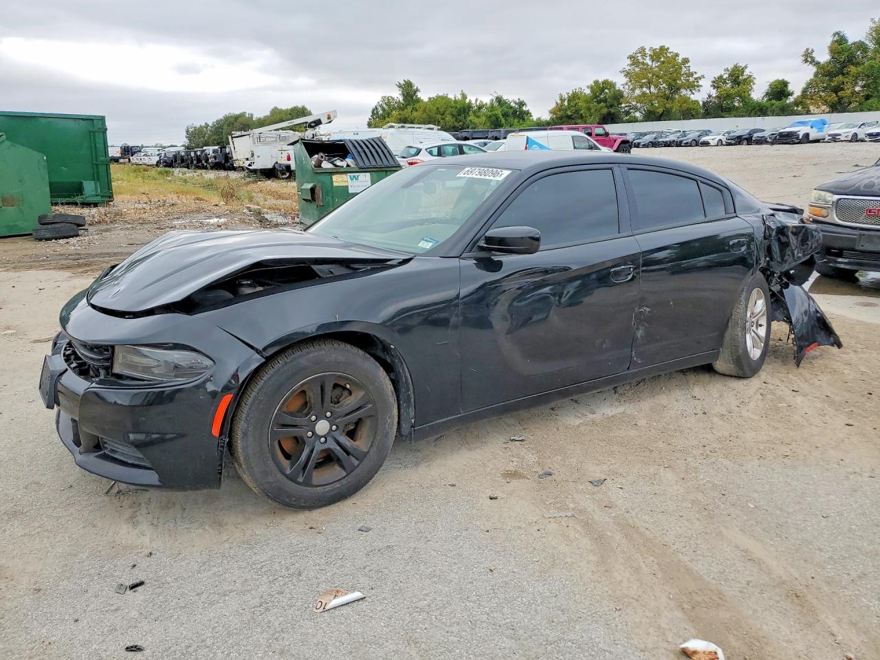 2019 DODGE CHARGER SXT — Front 3/4