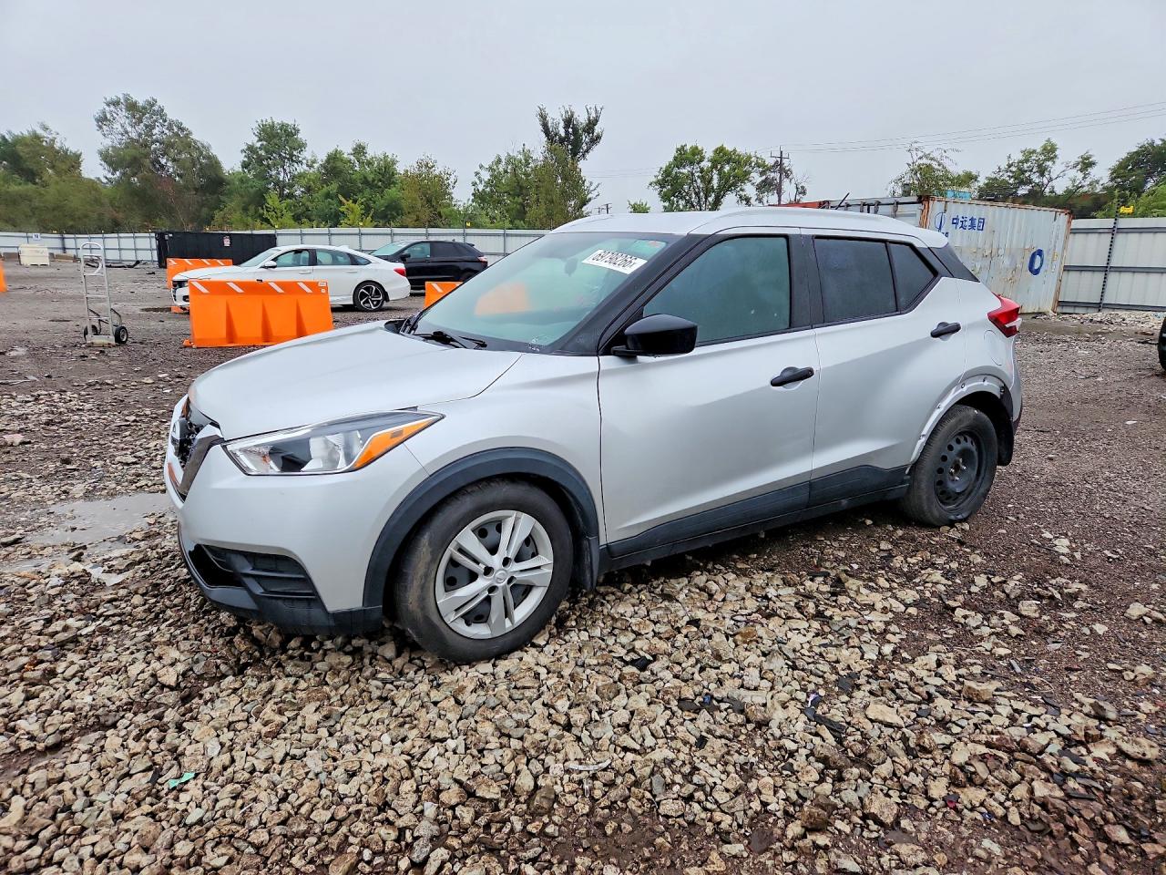 2018 NISSAN KICKS — Front 3/4