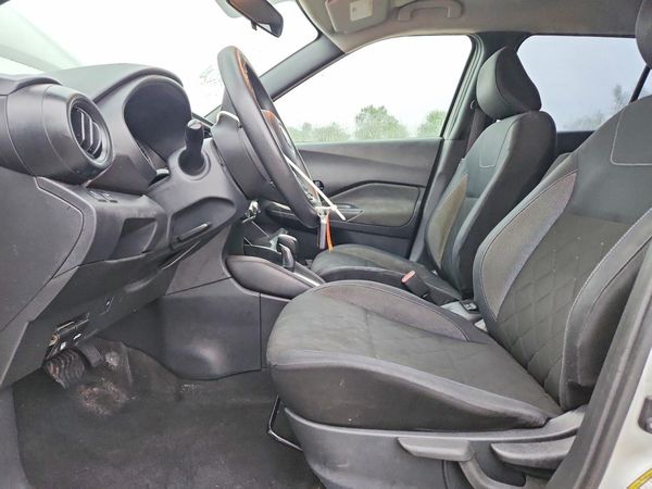 2018 NISSAN KICKS — DENT