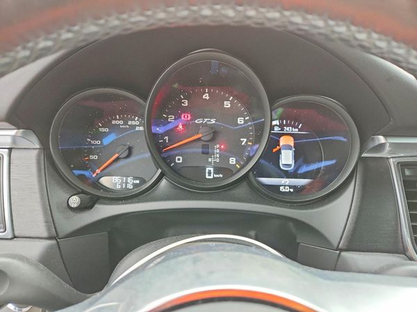 2017 PORSCHE MACAN — ODOM