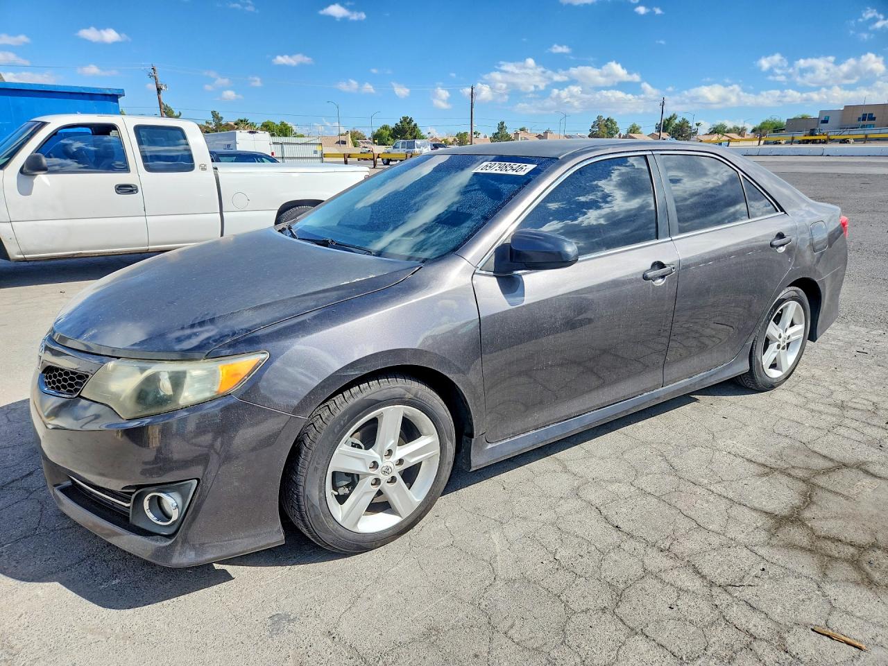 2012 TOYOTA CAMRY — Front 3/4