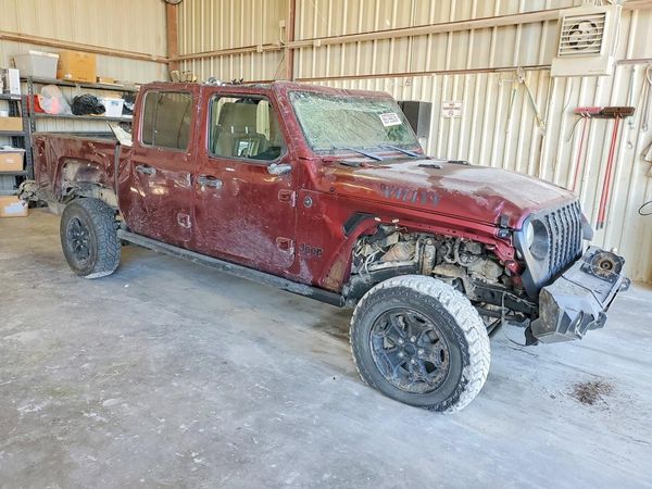 2021 JEEP GLADIATOR Sport — Passenger 3/4