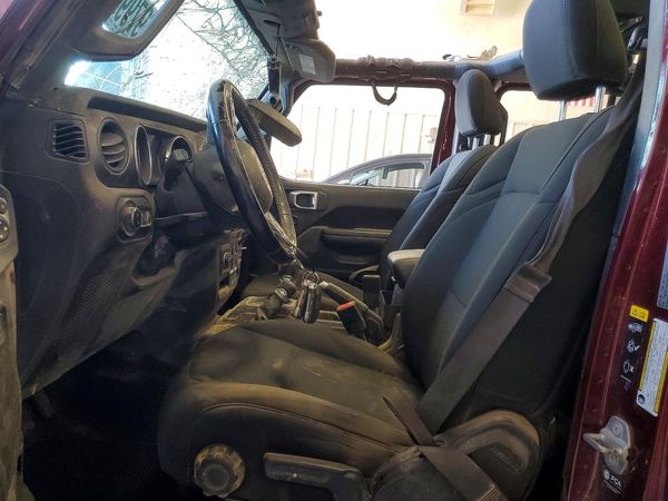 2021 JEEP GLADIATOR Sport — DENT