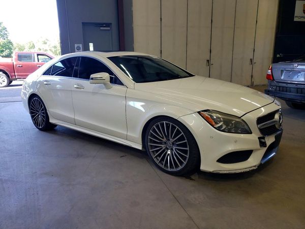 2015 MERCEDES-BENZ CLS CLS400 — Passenger 3/4