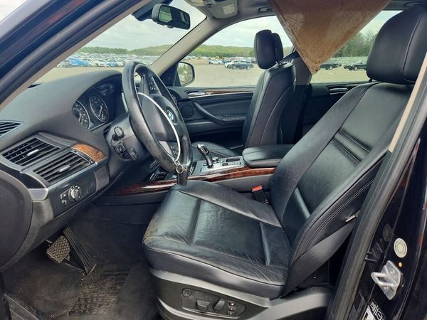 2013 BMW X5 xDrive50i — DENT