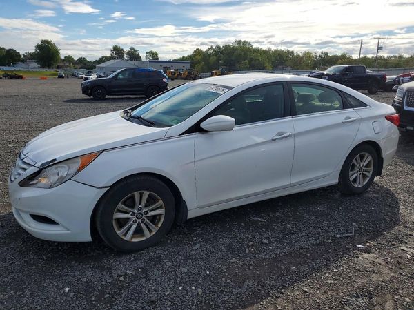 2012 HYUNDAI SONATA — DSFA — Front 3/4