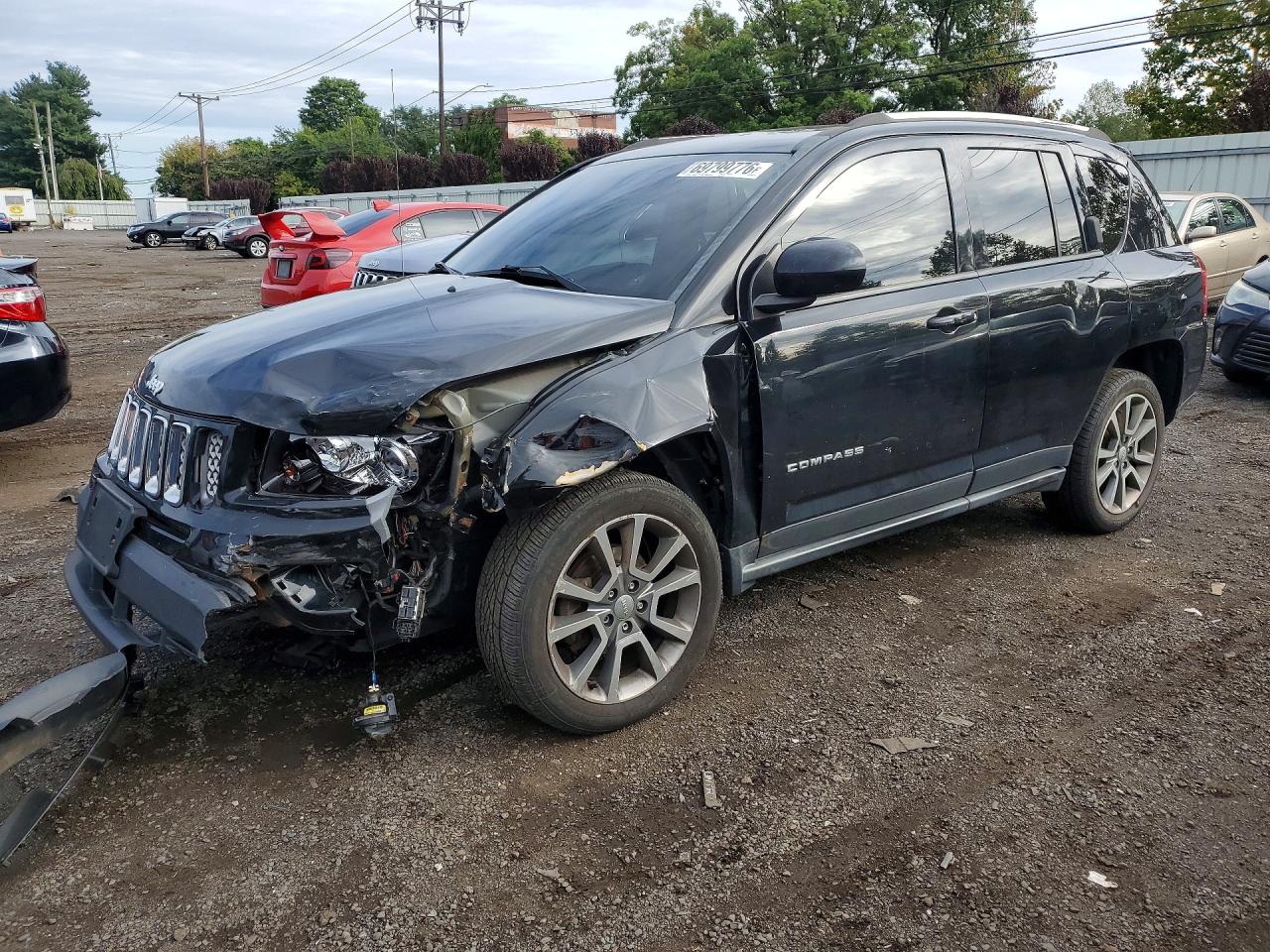 2015 JEEP COMPASS Limited — Front 3/4