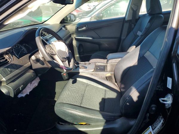 2013 TOYOTA CAMRY — DENT