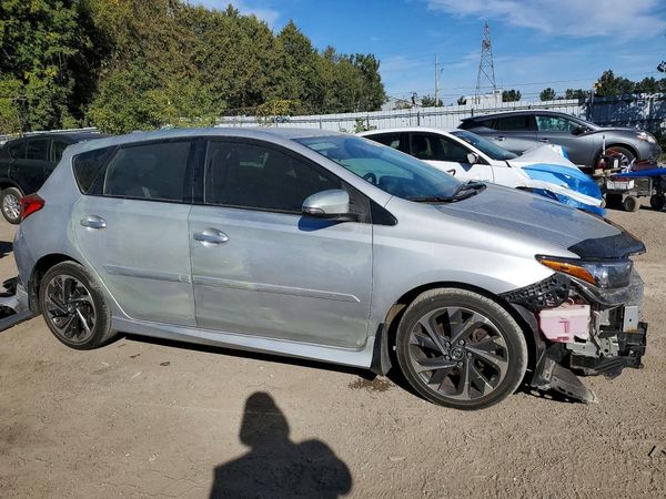 2017 TOYOTA COROLLA — Passenger 3/4