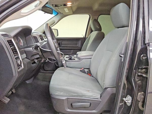 2016 RAM 1500 ST — DENT