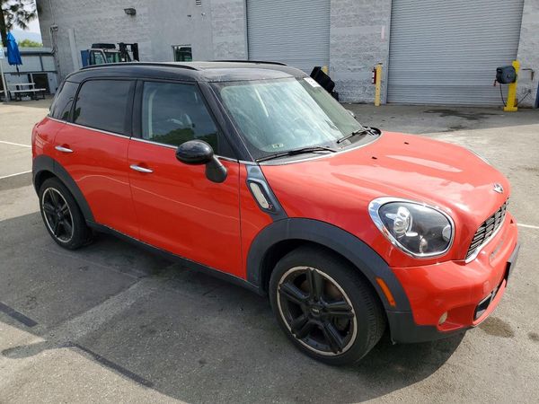 2012 MINI COOPER — Passenger 3/4