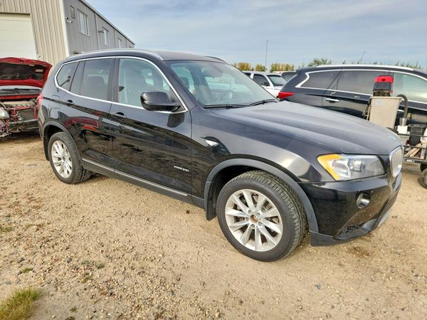 2013 BMW X3 xDrive35i — Passenger 3/4