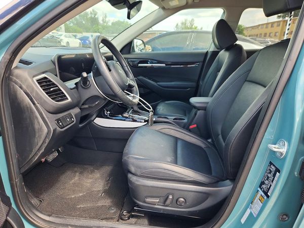 2025 KIA SELTOS EX — DENT