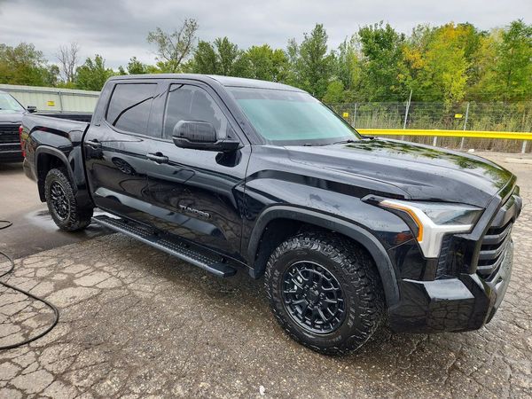 2026 TOYOTA TUNDRA SR5 — Passenger 3/4