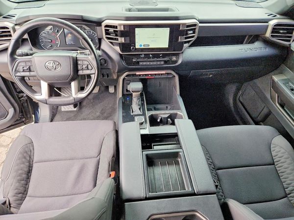 2026 TOYOTA TUNDRA SR5 — CKPT