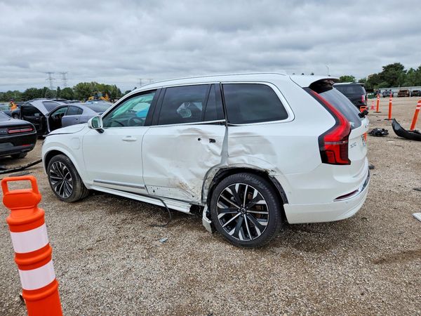 2025 VOLVO XC90 — DSRA