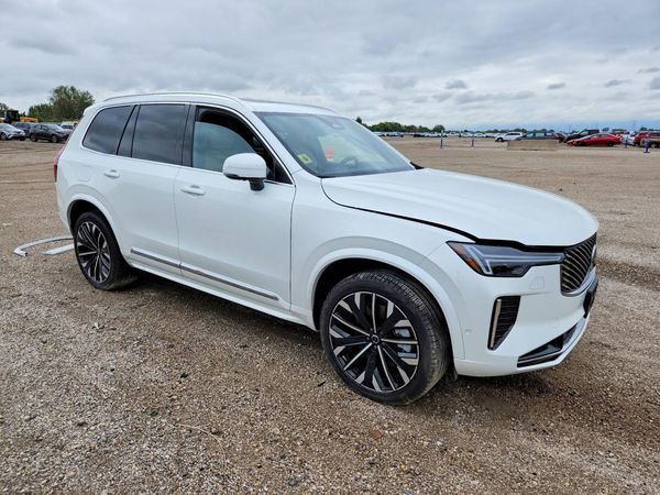 2025 VOLVO XC90 — Passenger 3/4
