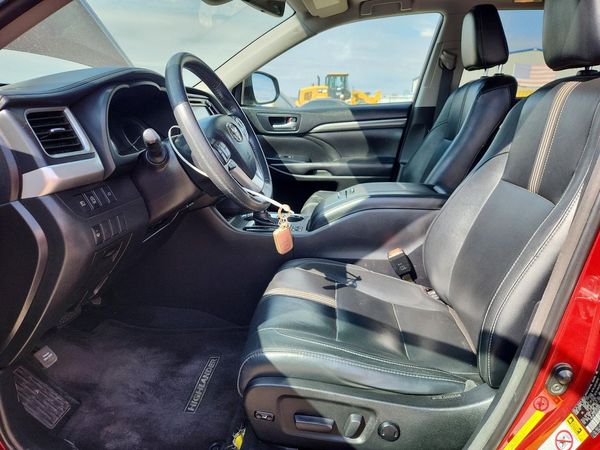 2018 TOYOTA HIGHLANDER SE/XLE — DENT