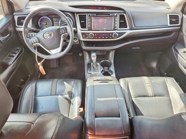 2018 TOYOTA HIGHLANDER SE/XLE — CKPT