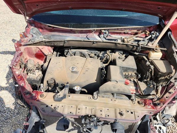 2018 TOYOTA HIGHLANDER SE/XLE — Engine bay