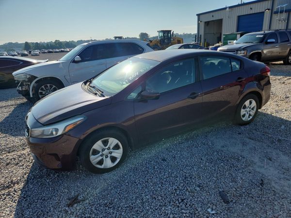 2017 KIA FORTE — DSFA — Front 3/4