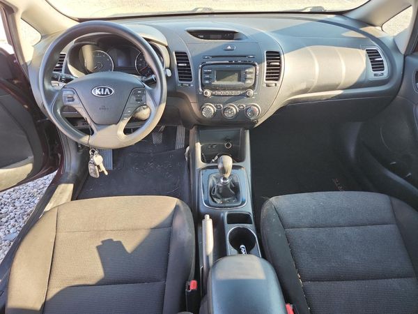 2017 KIA FORTE LX Base — CKPT