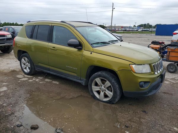 2012 JEEP COMPASS Latitude — Passenger 3/4