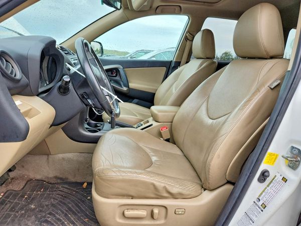 2012 TOYOTA RAV4 High — DENT