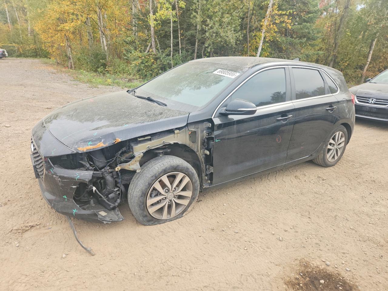 2019 HYUNDAI ELANTRA Elantra GT — Front 3/4