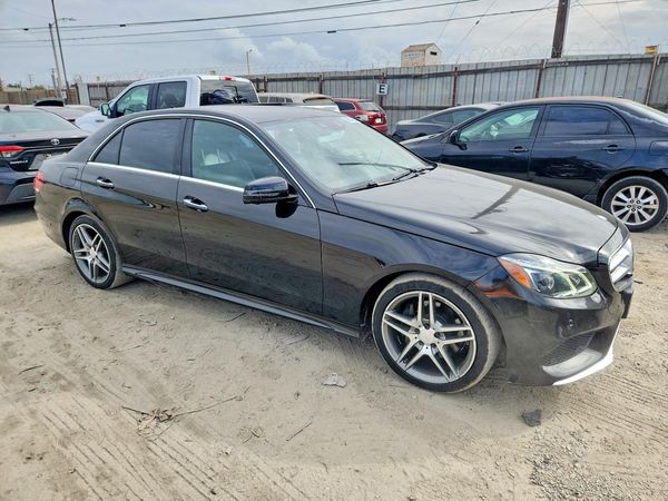 2014 MERCEDES-BENZ E E350 — Passenger 3/4