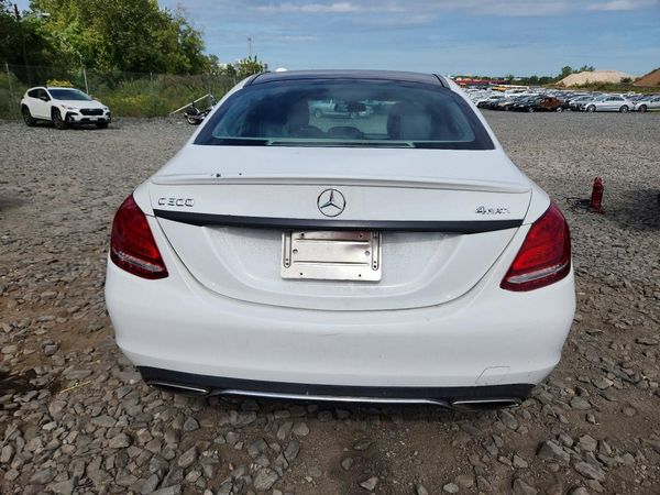 2015 MERCEDES-BENZ C 4-MATIC — DIRR