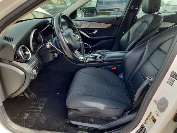 2015 MERCEDES-BENZ C 4-MATIC — DENT