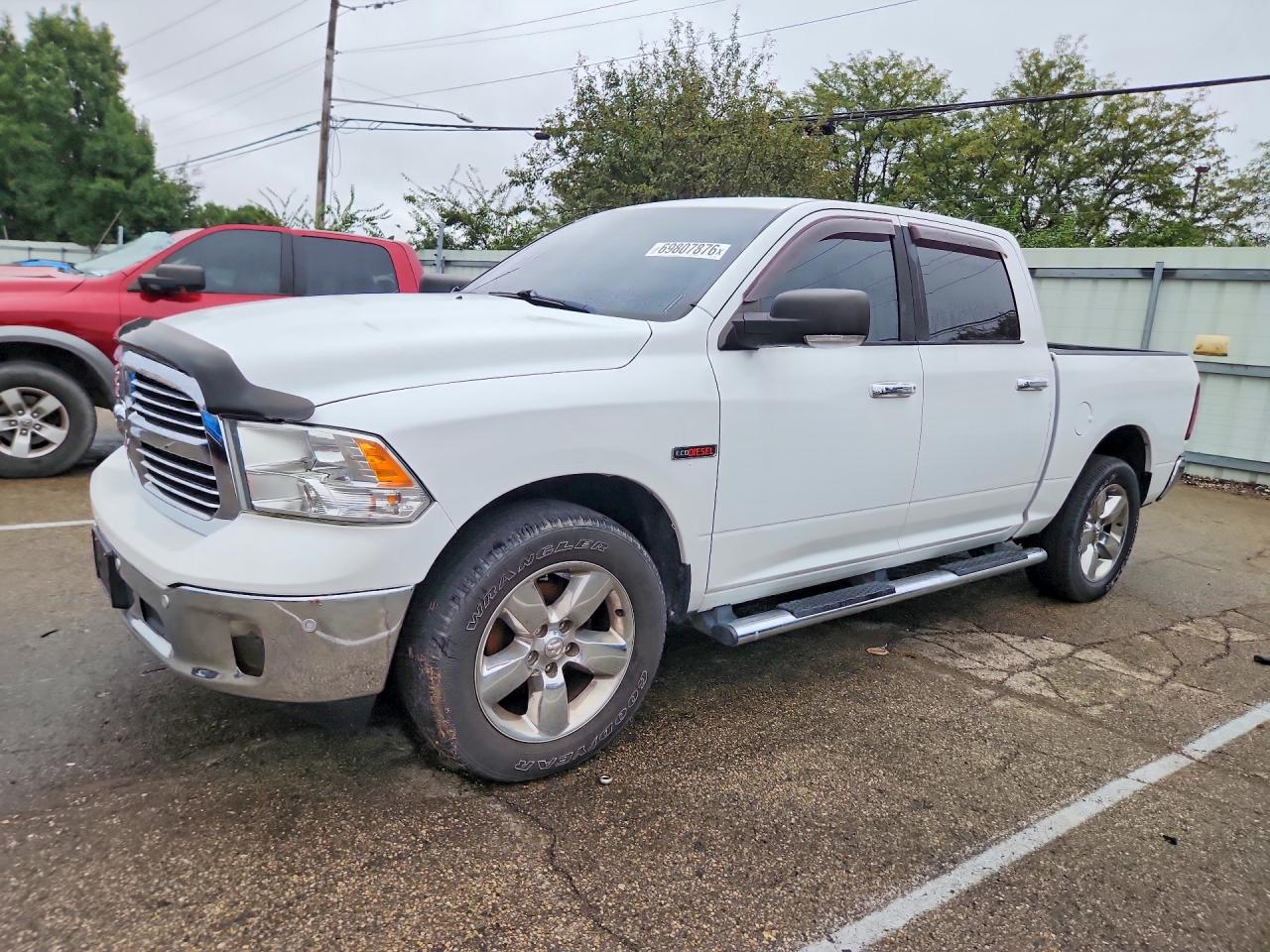 2016 RAM 1500 SLT — Front 3/4