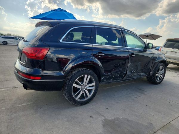 2013 AUDI Q7 Premium Plus — PSRA