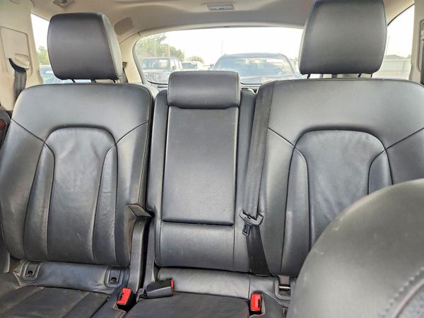 2013 AUDI Q7 Premium Plus — SUVN