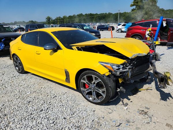 2018 KIA STINGER — Passenger 3/4