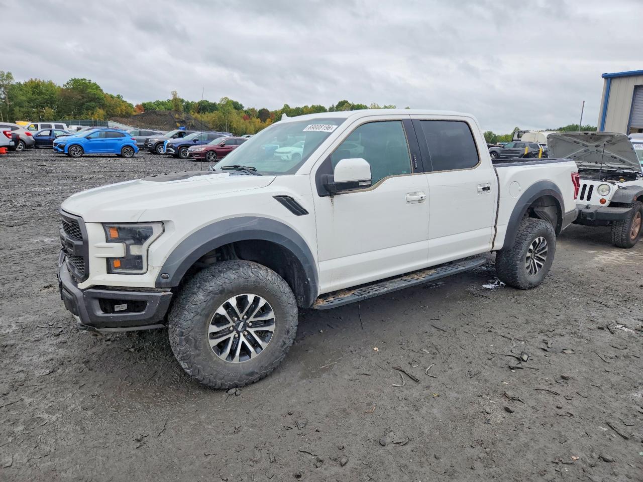 2019 FORD F150 Super Crew - Raptor — Front 3/4