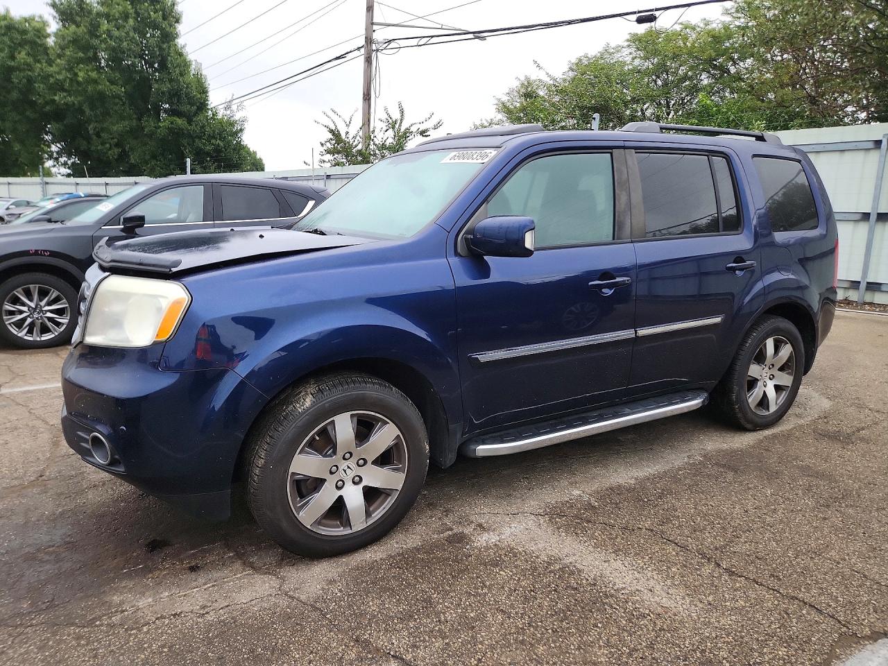 2015 HONDA PILOT TOURING — Front 3/4