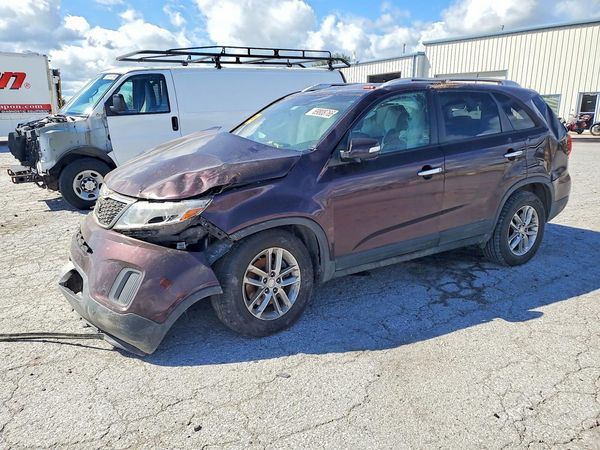 2015 KIA SORENTO GL — Front 3/4