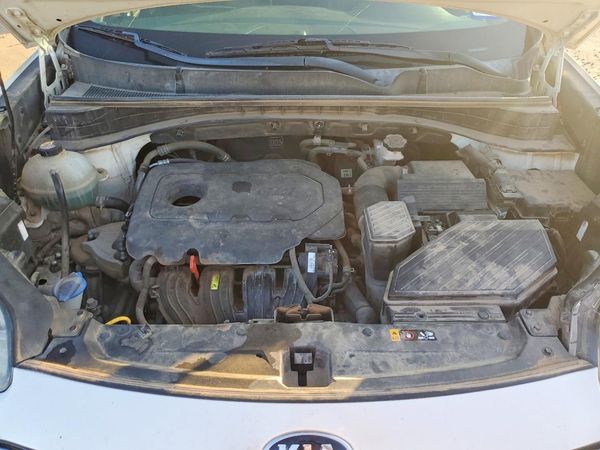 2017 KIA SPORTAGE EX — Engine bay