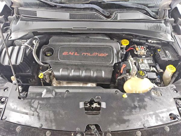 2018 JEEP COMPASS — Engine bay