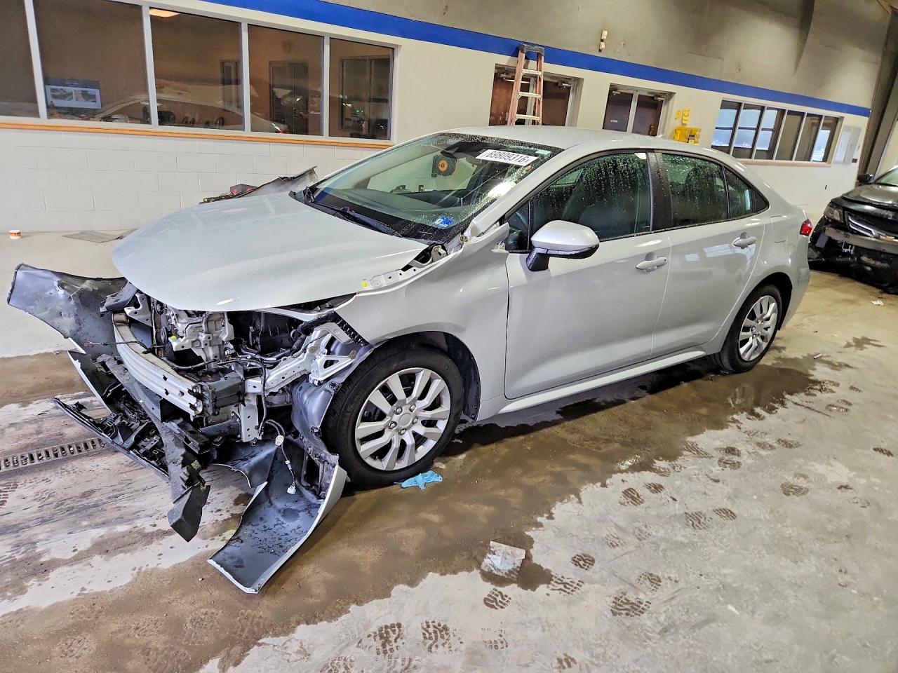 2020 TOYOTA COROLLA LE — Front 3/4