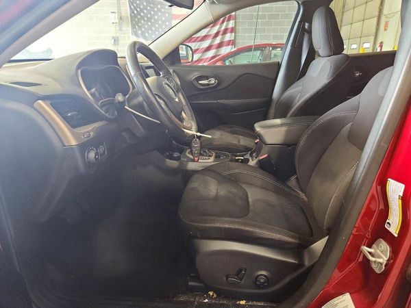 2016 JEEP CHEROKEE Latitude/Longitude/North — DENT