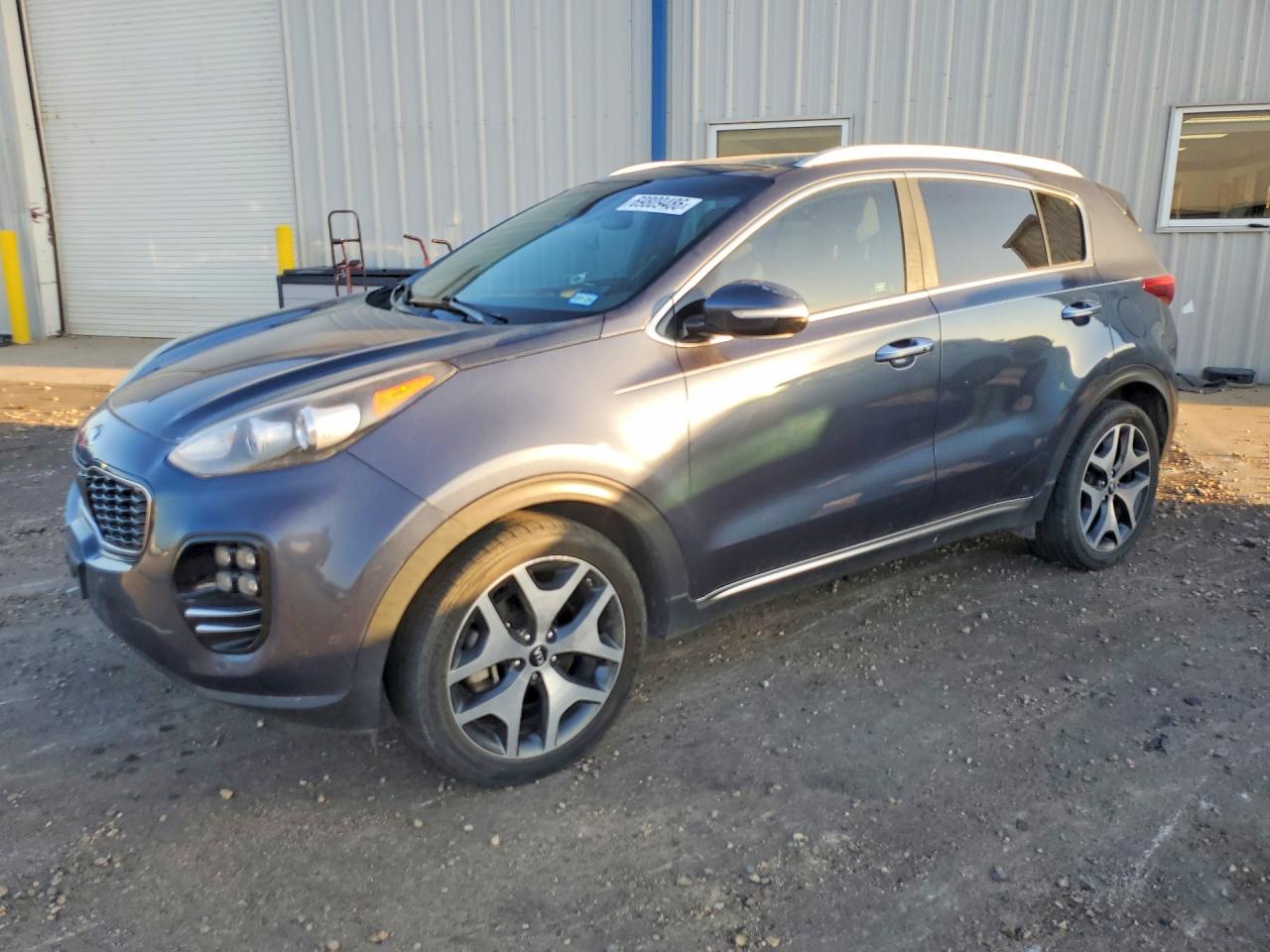2017 KIA SPORTAGE SX Turbo — Front 3/4